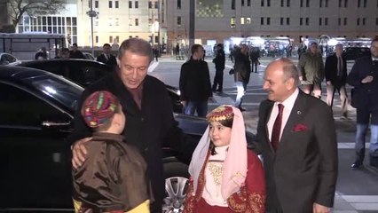Bakan Akar, Vali Çakacak'ı Ziyaret Etti - Eskişehir