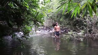 Primitive Technology - Finding Fish in water - Cooking eating delicious