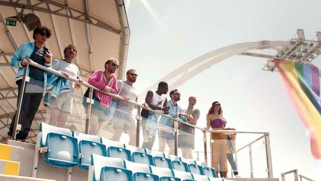 Les Crevettes Pailletées - Bande annonce HD 2