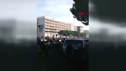 Dha Dış - Madrid'de Taksiciler Uber'i Protesto Ediyor