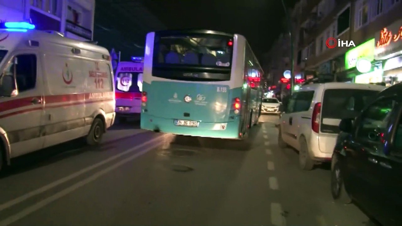 Cumhuriyet Halk Partisi  Eyüp İlçe Teşkilatı binasına bir grup saldırıda bulundu. Olayda yaralananlar olduğu öğrenildi.