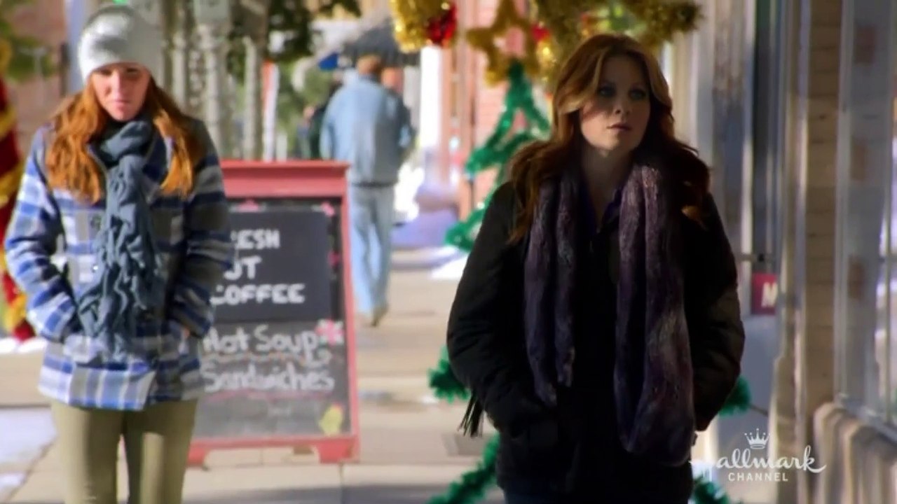 Christmas Under Wraps (2014) (Part 3/3)