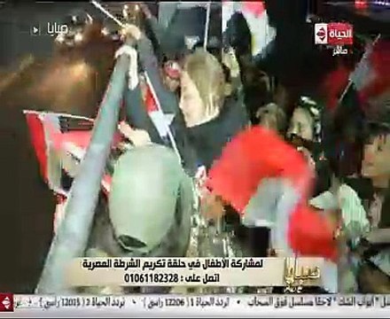 أطفال بزى الجيش والشرطة يوجهون التحية للأبطال ببرنامج صبايا