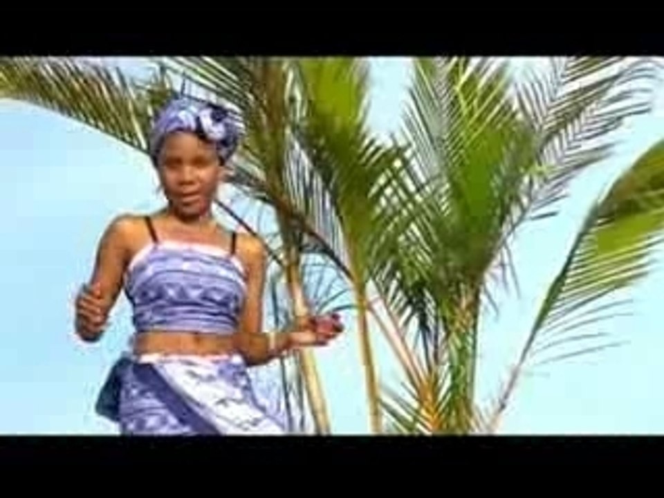 Annie-aza mandrara homagna