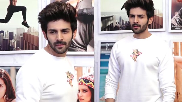 Kartik Aaryan's Casual Look at Dabboo Ratnani Calendar 2019 launch; Watch Video | Boldsky