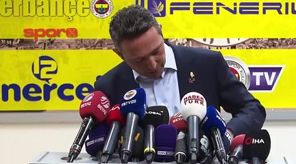 Ali Koç'un telefon müziği; İzmir Marşı