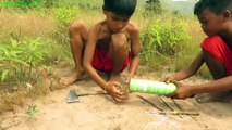 Primitive Technology - Easy Underground Python Snake Trap Using Baygon & Chicken Made By Smart Boys