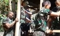 Banyak Rumah Tidak Layak, TNI Bedah Rumah Warga di Perbatasan NTT