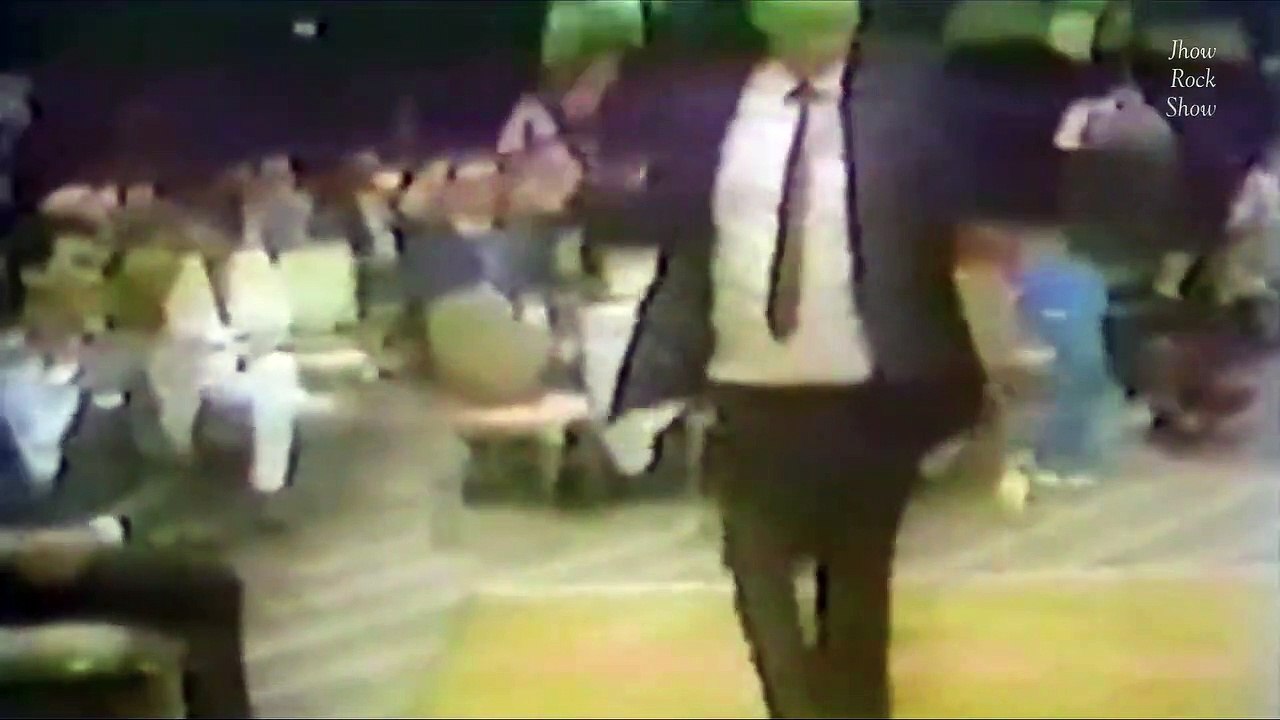 Andy Gibb, Barry Gibb, Robin Gibb and Maurice Gibb Live Rare