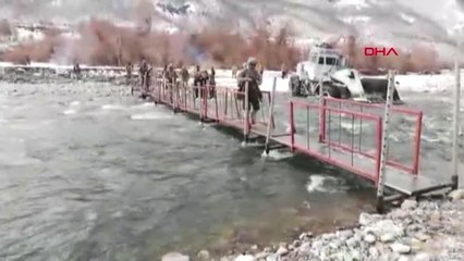 Bitlis'te PKK'lıların Kullandığı Sığınak ve Barınaklar İmha Edildi