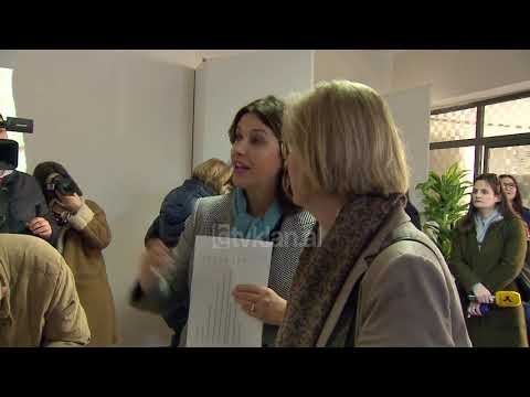 Sheshi padit kreun e Autoritetit te Dosjeve