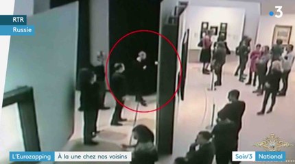 Il vole un tableau dans un Musée à la vue de tous - ZAPPING ACTU DU 29/01/2019