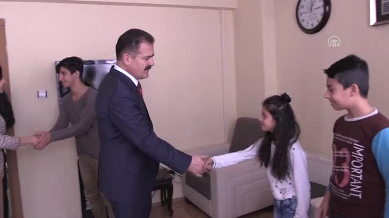 Vali Akbıyık'tan Aile, Çalışma ve Sosyal Politi...