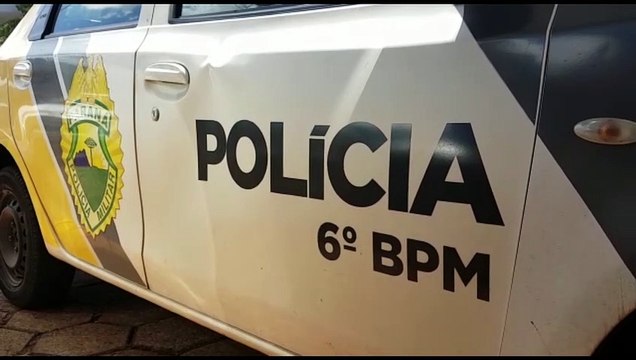 Tentando furtar 'pinga' em supermercado, jovem é flagrado pelos funcionários