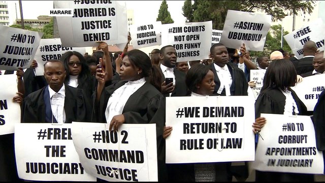Zimbabwe lawyers demand independent judiciary to try protesters