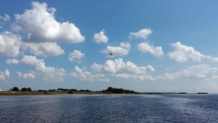 It Flies and it Floats