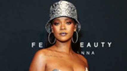 Rihanna Praises Fans For Continued Support of 'ANTI' on Album's Three-Year Anniversary | Billboard News