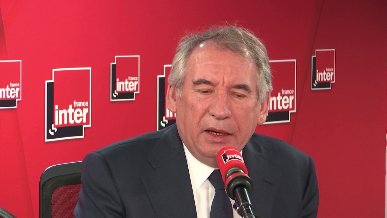 François Bayrou sur la question de la supressio...