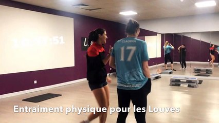 Les Louves, les volleyeuses de Saint-Dié-des-Vosges à l'entraînement avec leur préparateur sportif Oussam Zmirli