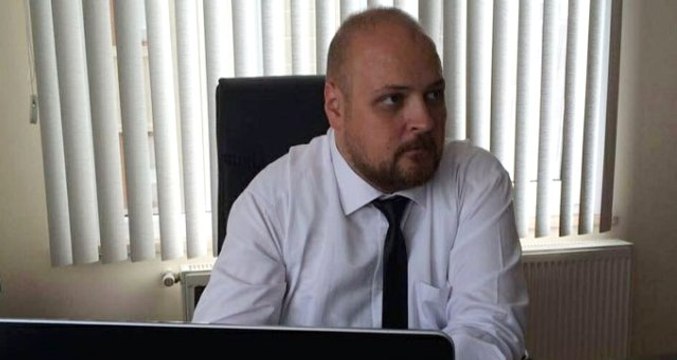 AK Parti ve CHP'nin Çekiştiği İlçede Sürpriz Bir Aday Daha Çıktı