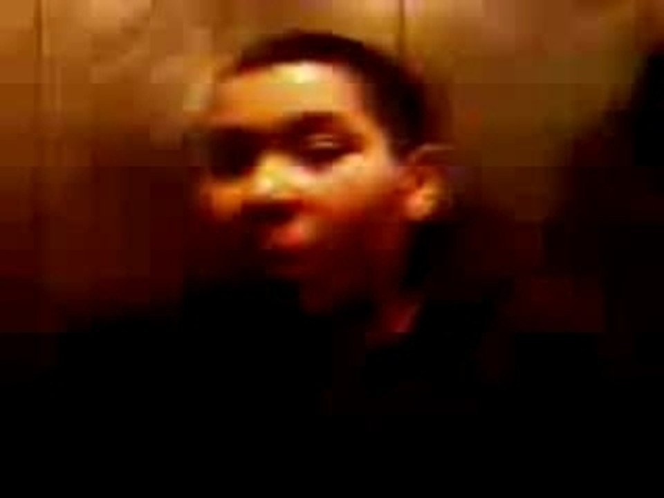 mélodie liana nounours solal et moi ds l'ascenceur mdr