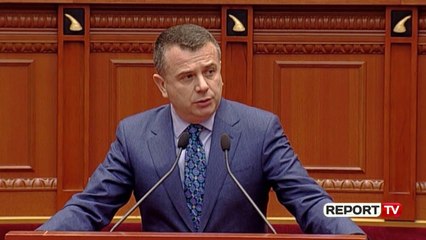 'Ç'a ka ndodhur Monika'?/ Balla 'thumbon' Kryemadhin në Kuvend: Rakordohuni pak me Lulin