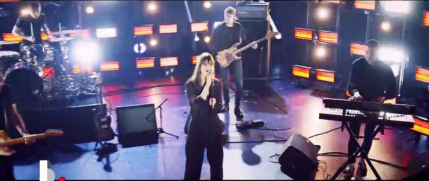Clara Luciani chante La grenade en live pour Basique