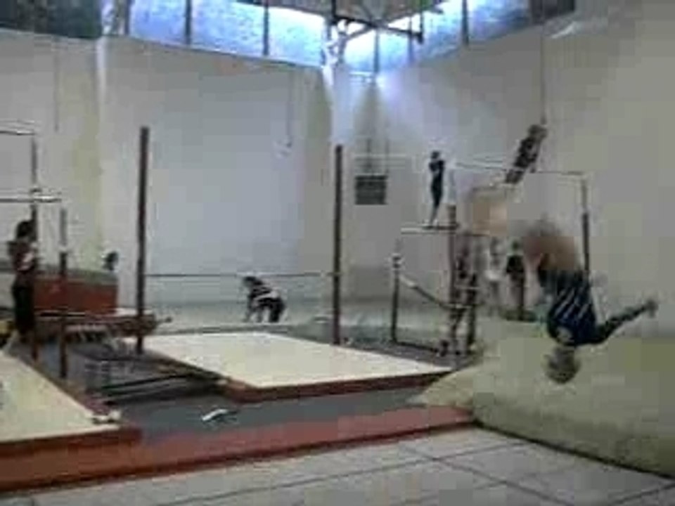 CLIP0192