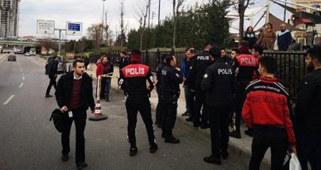 İstanbul'da Bir AVM Önünde Silah Sesleri