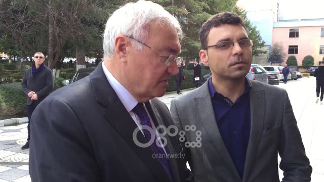 Ora News - Ambasadori i Rumanisë për hapjen e negociatave: Jemi miq por duam rezultate