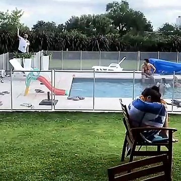 Pedro y una apuesta con Delfi Chaves - 01 de Enero