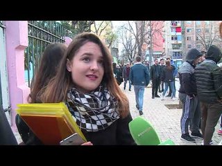 Studentët në gjimnaz  - Top Channel Albania - News - Lajme