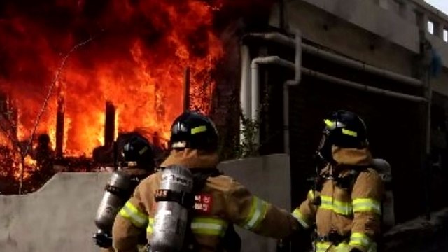 전주 주택서 불...90살 노인 숨진 채 발견 / YTN