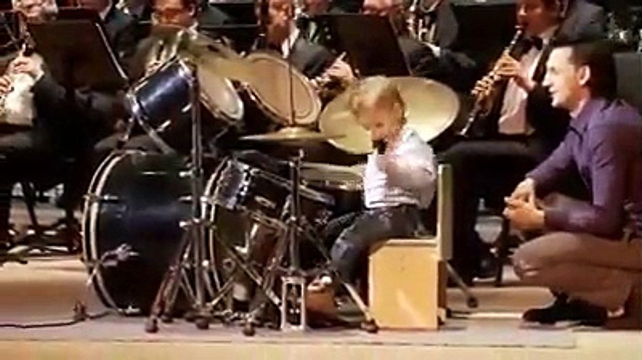 seulement 3 ans, il a l'étoffe d un géant 