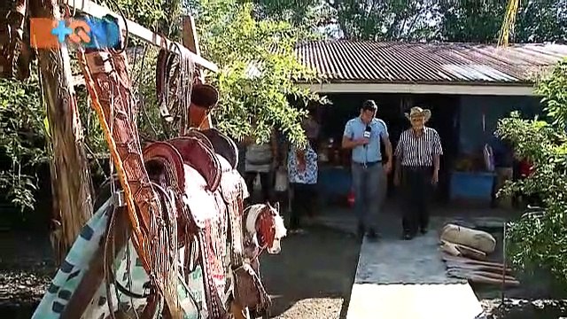 mqn-Don Tino tiene 90 años y una incansable actitud para el trabajo -300119