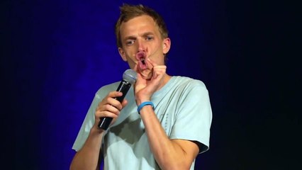 Frenchy - Fake Lips _ The Kargashians