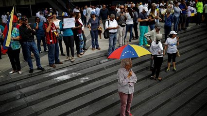 Massenproteste in Venezuela: Der Druck auf Staatschef Nicolás Maduro wächst