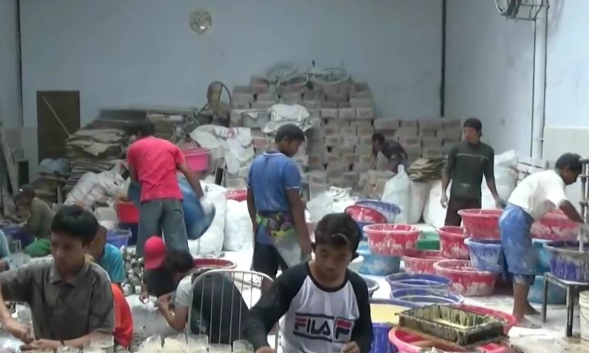 Mendekati Imlek, Pesanan Kue Keranjang Meningkat