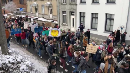 Les rues de Chimay envahies par les jeunes pour le climat