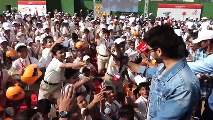 Shahid Kapoor Creates Awareness On Road Safety With 5000 Kids