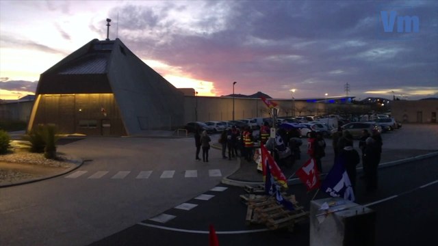 Les agents pénitentiaires bloquent les transferts de prisonniers depuis La Farlède