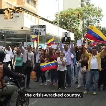 Venezuela's Guaido, protesters urge military to reject Maduro