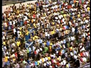 SUEDE  - URUGUAY  -  1974 -