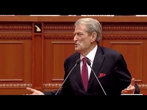 Report TV - Rama tha se nuk shkon në SHBA, Berisha: I kam ndërprerë udhëtimet edhe pse marr ftesa