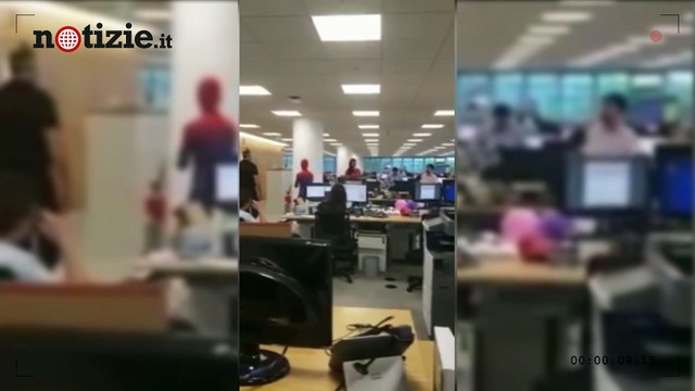 Dopo il licenziamento si presenta in ufficio vestito da Spiderman | Notizie.it