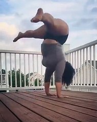 Şişman kadının muhteşem hareketleri