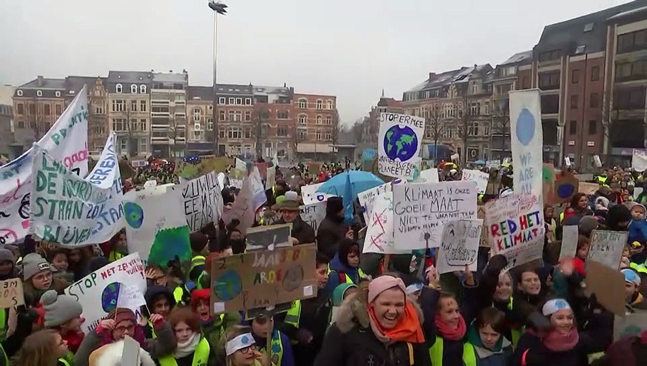 À Louvain, plus de 3000 écoliers du primaire fanatisés pour le climat