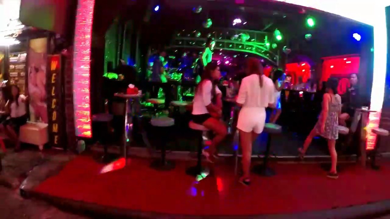 RAW and UNFILTERED Footage of Walking Street Pattaya