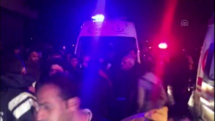 Adana’da midibüs devrildi: 3 ölü, 8 yaralı