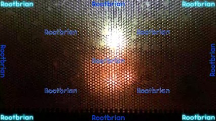 Broken 150 watt flood lights get turned into a plasma light show